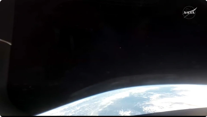 10 дней, которые впечатлили мир: корабль «Орион» с астронавтами миссии «Артемида-2» благополучно вернулся на Землю (видео)