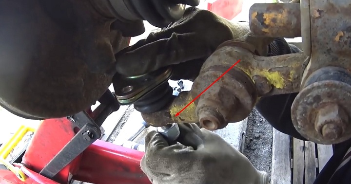 Установка шаровой опоры ВАЗ 2113, 2114, 2115