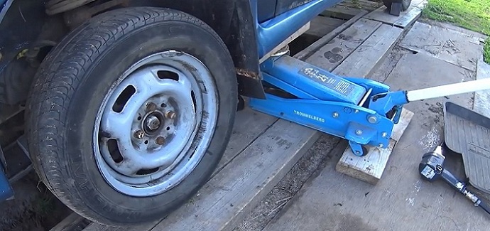 Самостоятельная замена шаровой опоры ВАЗ 2113, 2114, 2115