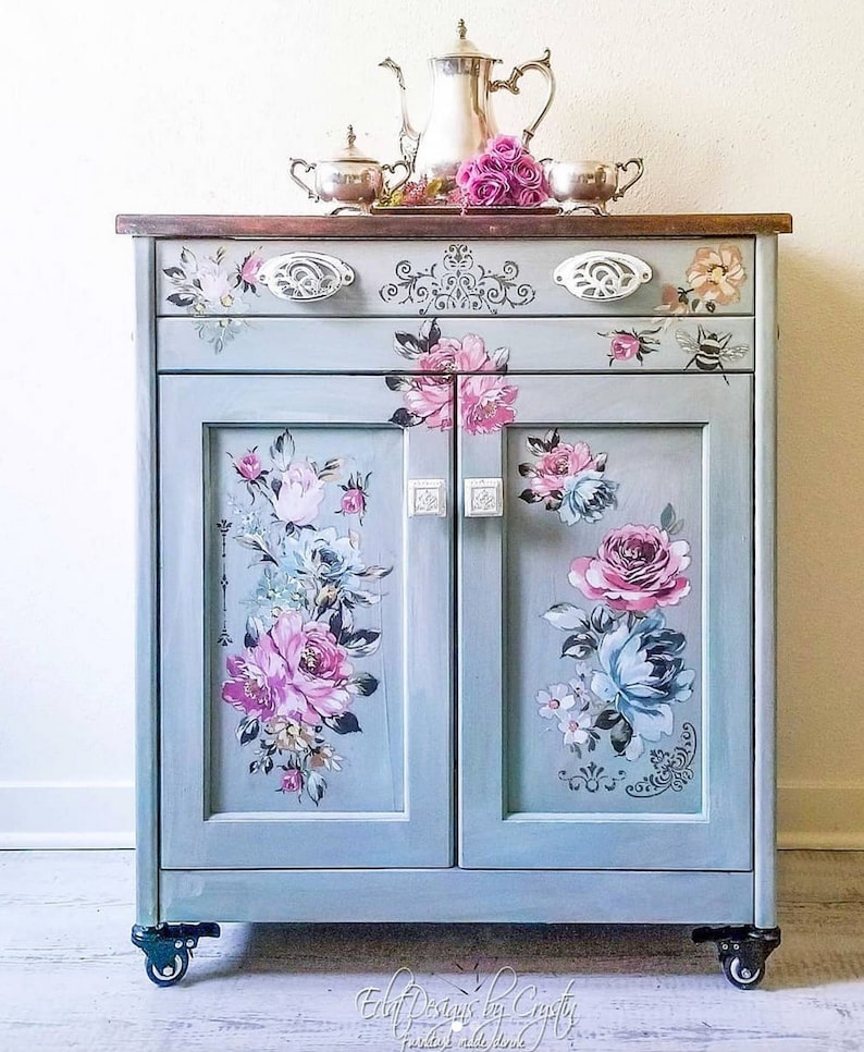 Декупаж старой мебели своими руками с помощью салфеток и классического метода