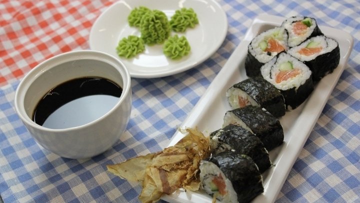 Домашние роллы с сыром филадельфия — пошаговый рецепт с фото, ингредиенты, как приготовить