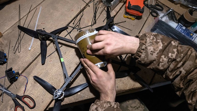 Эксперт: Украина дублирует российские разработки с ИИ для дронов