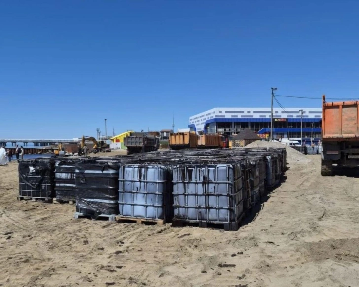 Мазутный прибой: как в Туапсе справляются с необъявленной экологической катастрофой