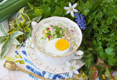 Окрошка на кефире с минералкой