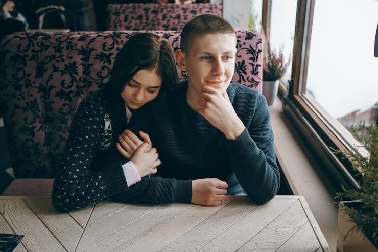 Как правильно реагировать на молчание после встречи?