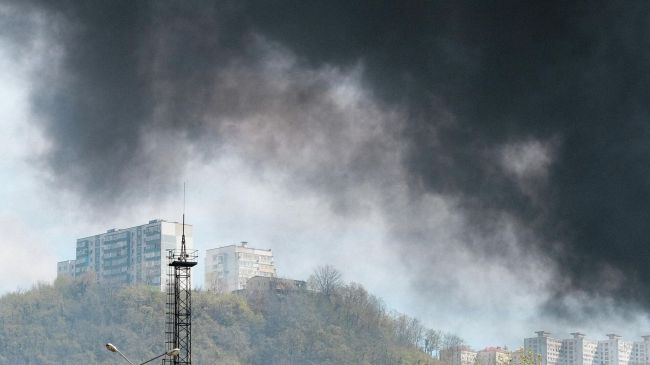 Пожар на терминале в Туапсе пока не потушен — губернатор