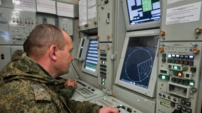 Силы ПВО сбили летевший к Москве дрон