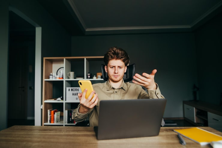 Как избавиться от привычки проверять соцсети на работе